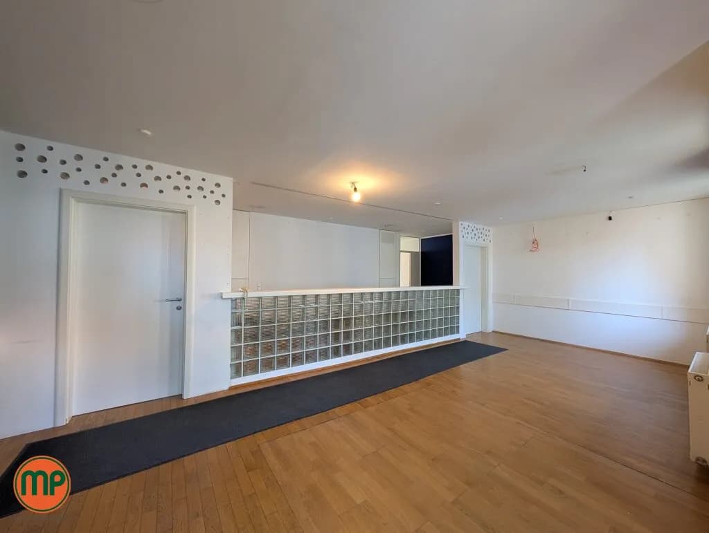 6-Zimmer-Gewerbeimmobilie mieten in Wien – 143,44 m², € 2.824