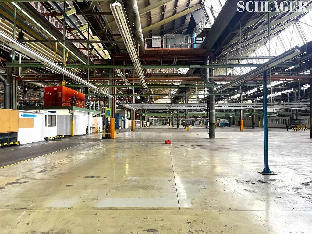Gewerbeimmobilie mieten in Bruck-Mürzzuschlag – 30 600 m²