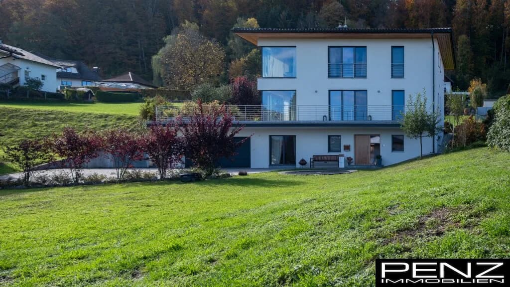 6-Zimmer-Immobilie kaufen in Gmunden – 210 m², € 1.678.000 – Bild 9 von 15
