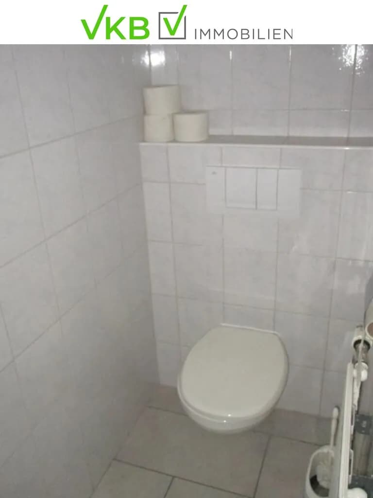 12-Zimmer-Gewerbeimmobilie mieten in Linz Land – 200 m², € 2.102 – Bild 16 von 32