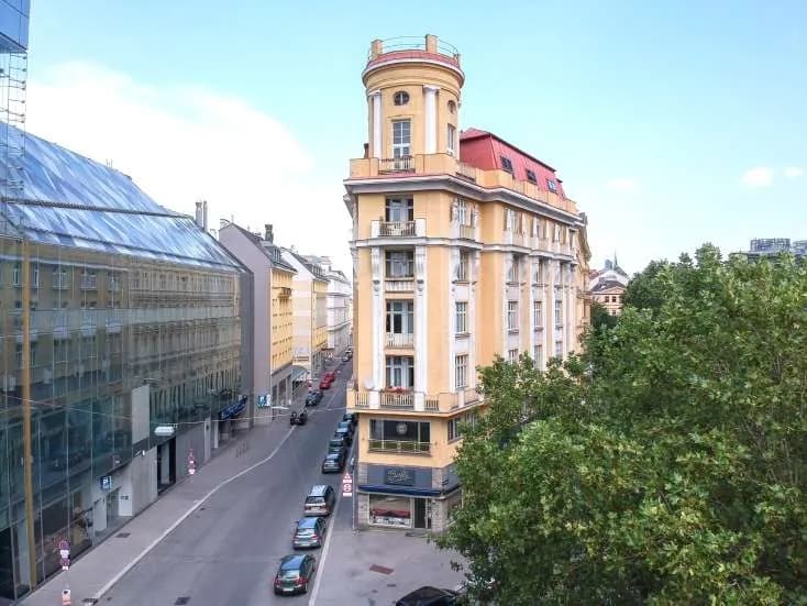 3-Zimmer-Wohnung mieten in Wien – 145 m², € 2.630