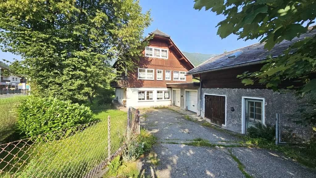 6-Zimmer-Haus kaufen in Spittal an der Drau – 198 m², € 340.000 – Bild 2 von 27