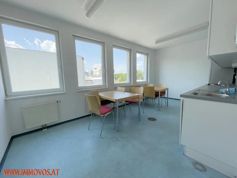 2-Zimmer-Gewerbeimmobilie mieten in Wien – 117,37 m², € 1.268 – Bild 3 von 12
