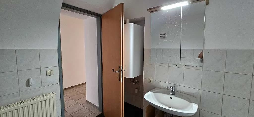 3-Zimmer-Wohnung mieten in Amstetten – 60 m², € 592 – Bild 8 von 12