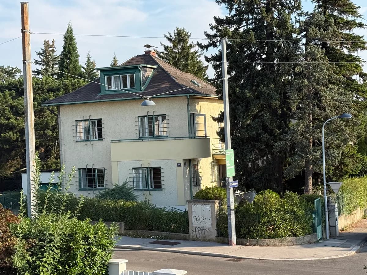 4-Zimmer-Haus mieten in Wien – 110 m², € 2.400