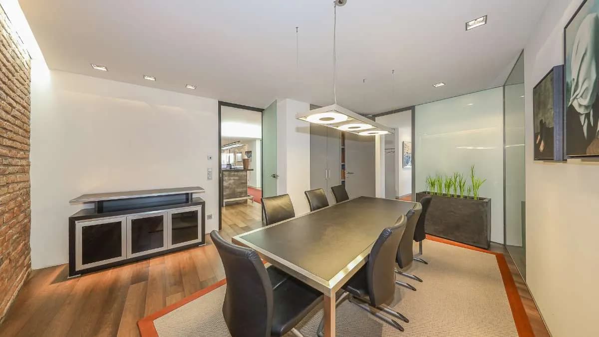 6-Zimmer-Gewerbeimmobilie mieten in Kitzbühel – 203 m², € 5.980 – Bild 11 von 20