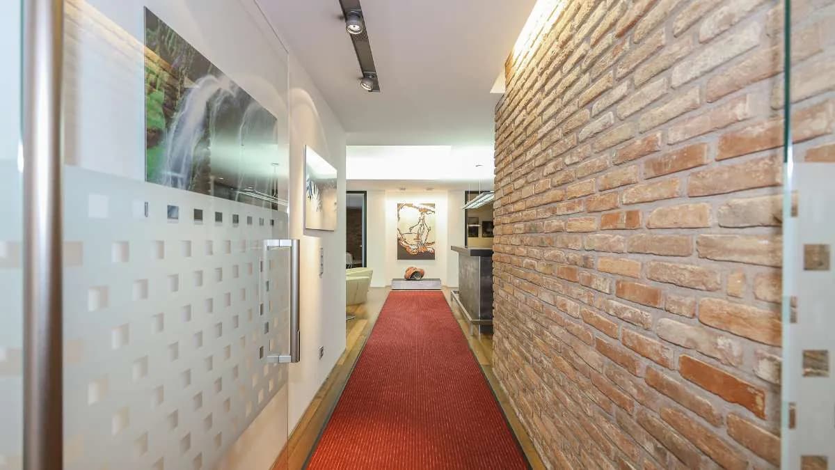 6-Zimmer-Gewerbeimmobilie mieten in Kitzbühel – 203 m², € 5.980 – Bild 13 von 20