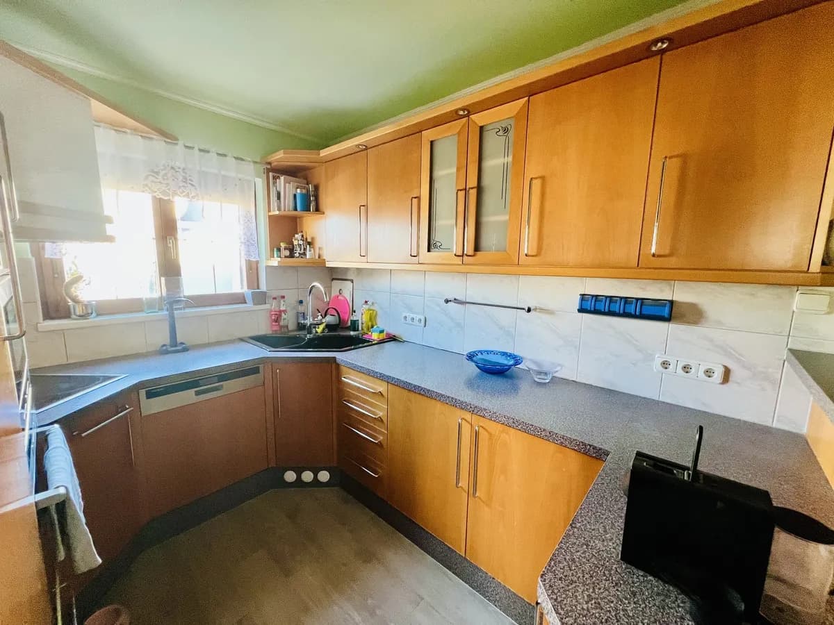 9-Zimmer-Haus kaufen in Baden – 196,8 m², € 678.000 – Bild 18 von 41