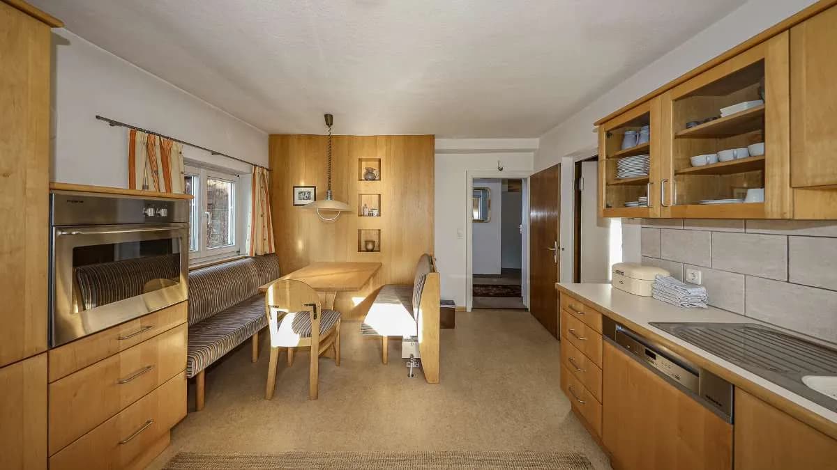 9-Zimmer-Immobilie kaufen in Kitzbühel – 300 m², € 990.000 – Bild 12 von 31