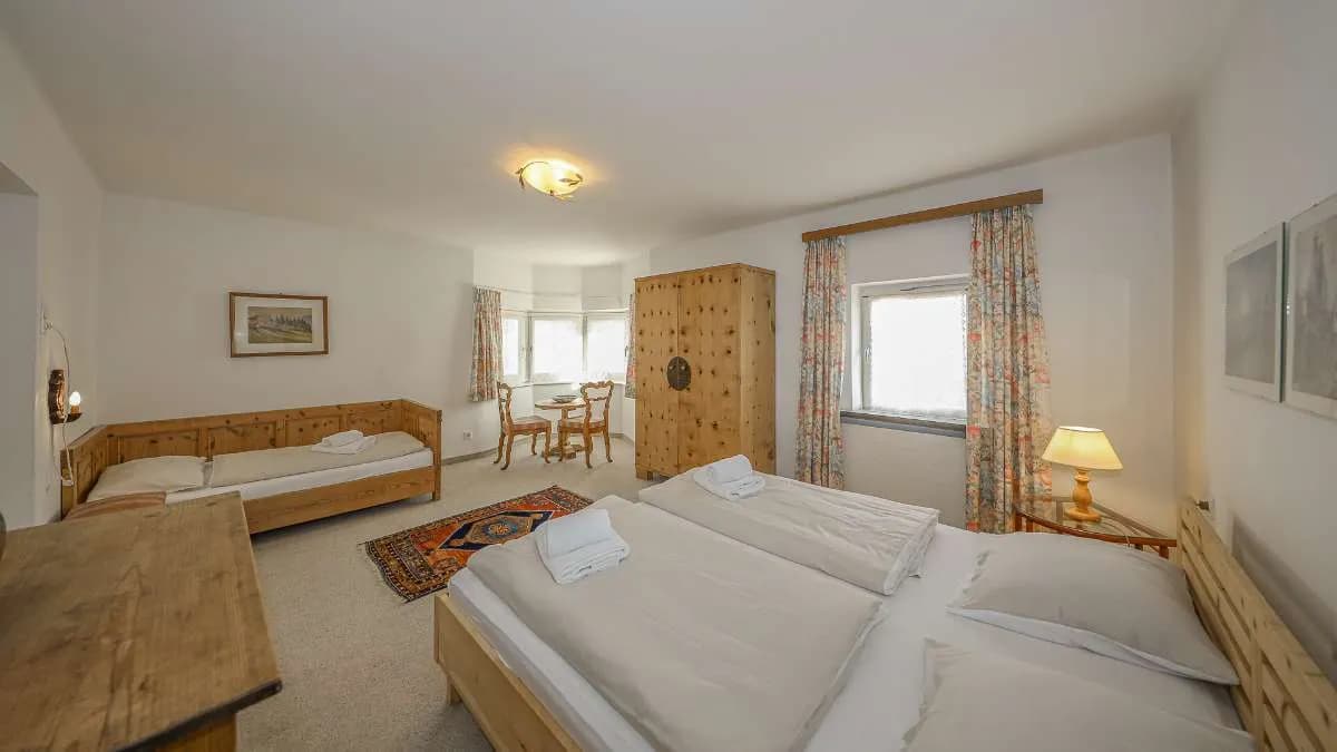 9-Zimmer-Immobilie kaufen in Kitzbühel – 300 m², € 990.000 – Bild 17 von 31
