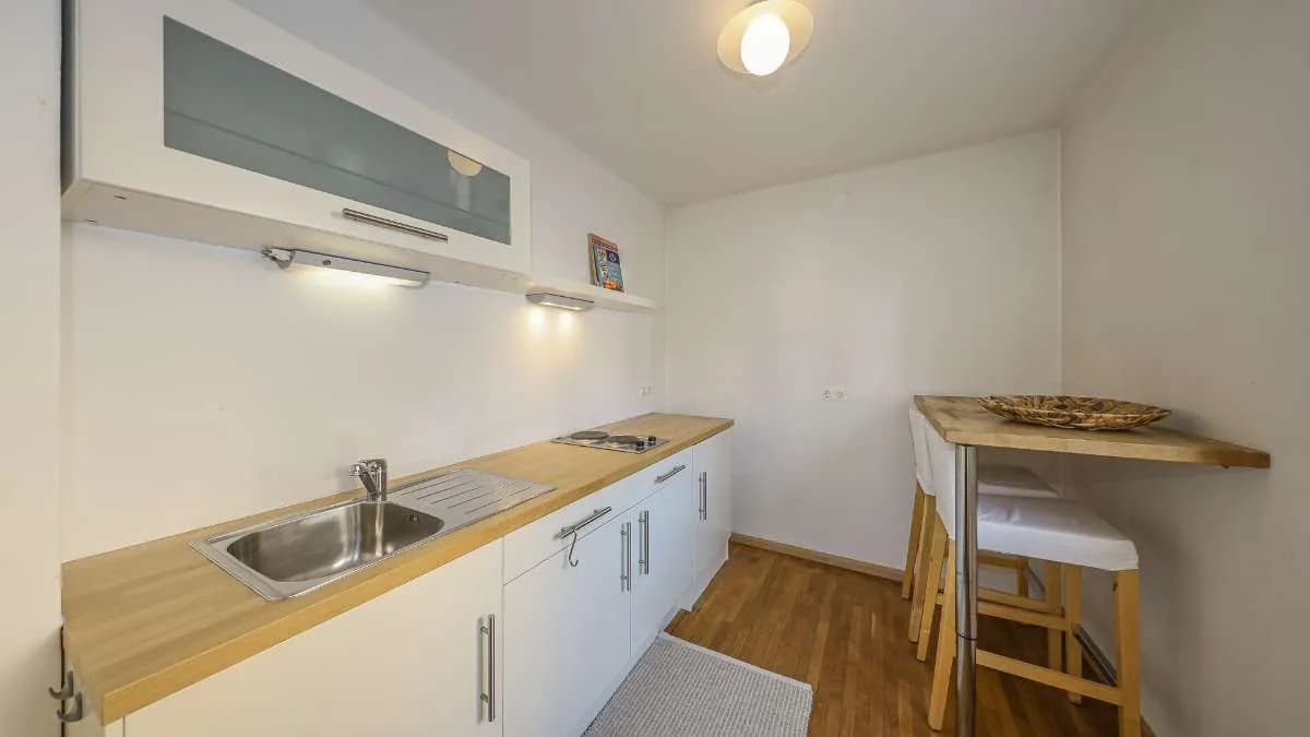 9-Zimmer-Immobilie kaufen in Kitzbühel – 300 m², € 990.000 – Bild 21 von 31