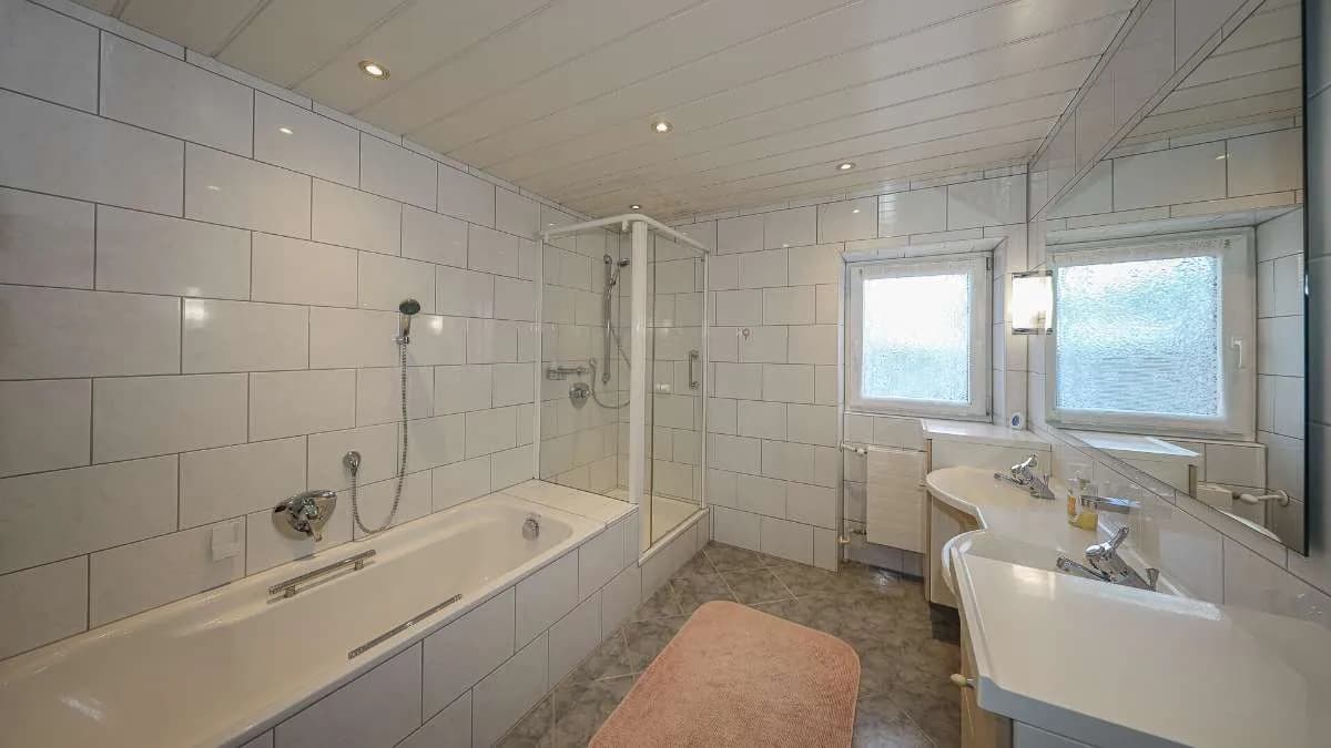 9-Zimmer-Immobilie kaufen in Kitzbühel – 300 m², € 990.000 – Bild 23 von 31