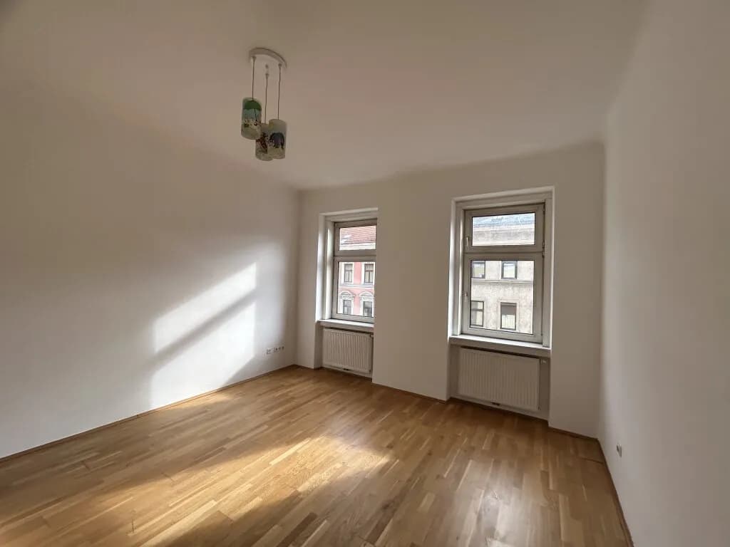 9-Zimmer-Gewerbeimmobilie kaufen in Tulln – 362 m², € 599.000 – Bild 33 von 45