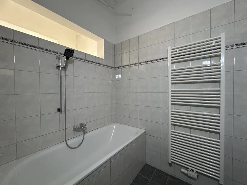 9-Zimmer-Gewerbeimmobilie kaufen in Tulln – 362 m², € 599.000 – Bild 35 von 45