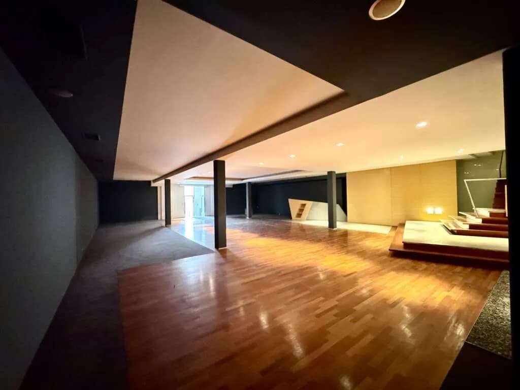 10-Zimmer-Gewerbeimmobilie mieten in Wien – 608 m², € 7.705 – Bild 2 von 28