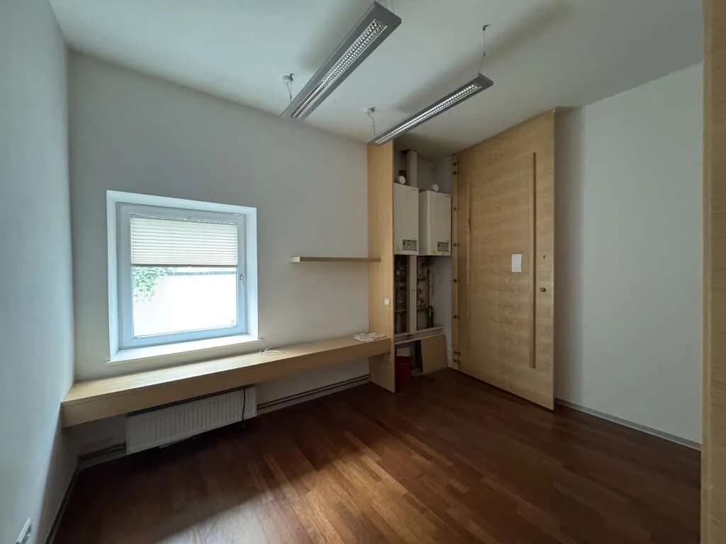10-Zimmer-Gewerbeimmobilie mieten in Wien – 608 m², € 7.705 – Bild 23 von 28