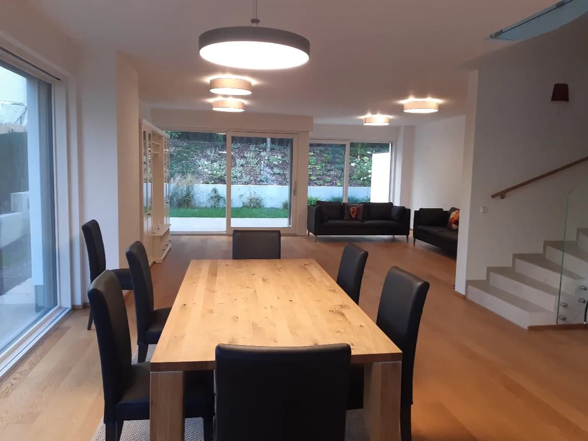 6-Zimmer-Wohnung mieten in Wien – 320 m², € 4.250 – Bild 2 von 12