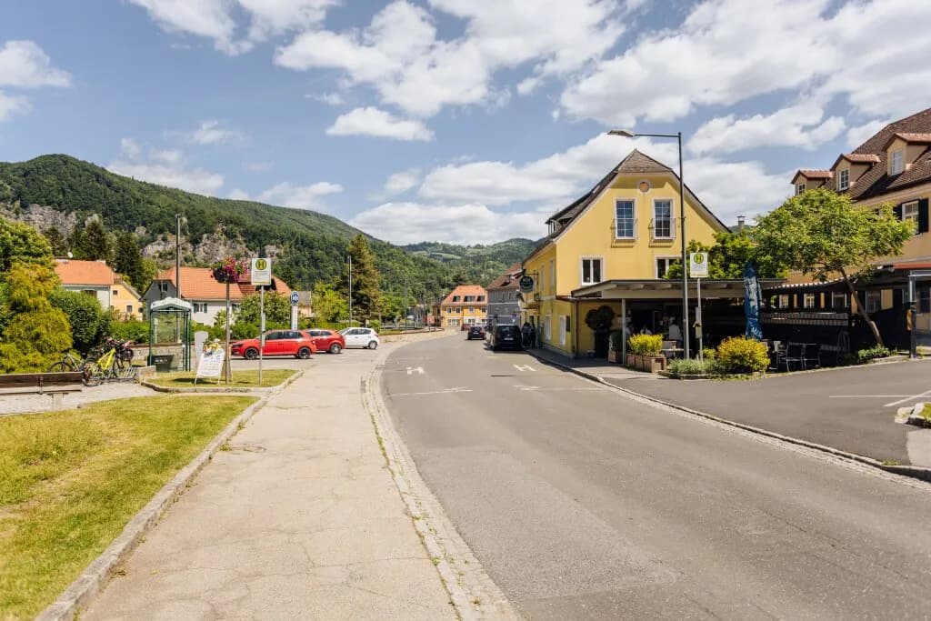 2-Zimmer-Wohnung mieten in Graz-Umgebung – 41 m², € 590 – Bild 2 von 12