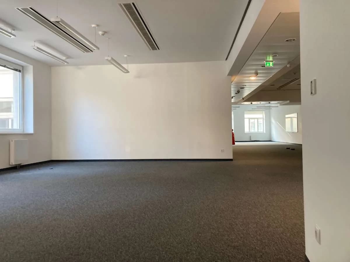 Gewerbeimmobilie mieten in Wien – 656 m², € 24 – Bild 11 von 17
