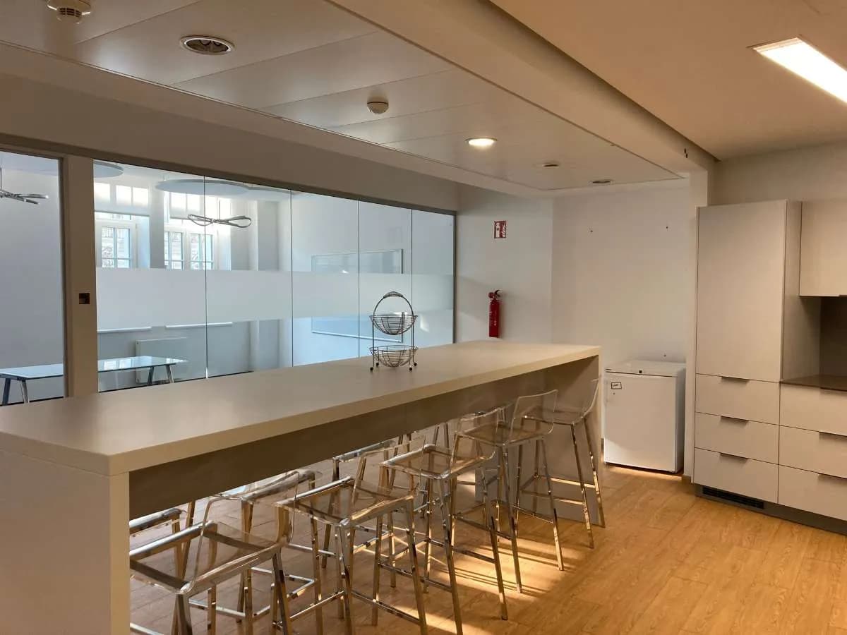 Gewerbeimmobilie mieten in Wien – 656 m², € 24 – Bild 16 von 17