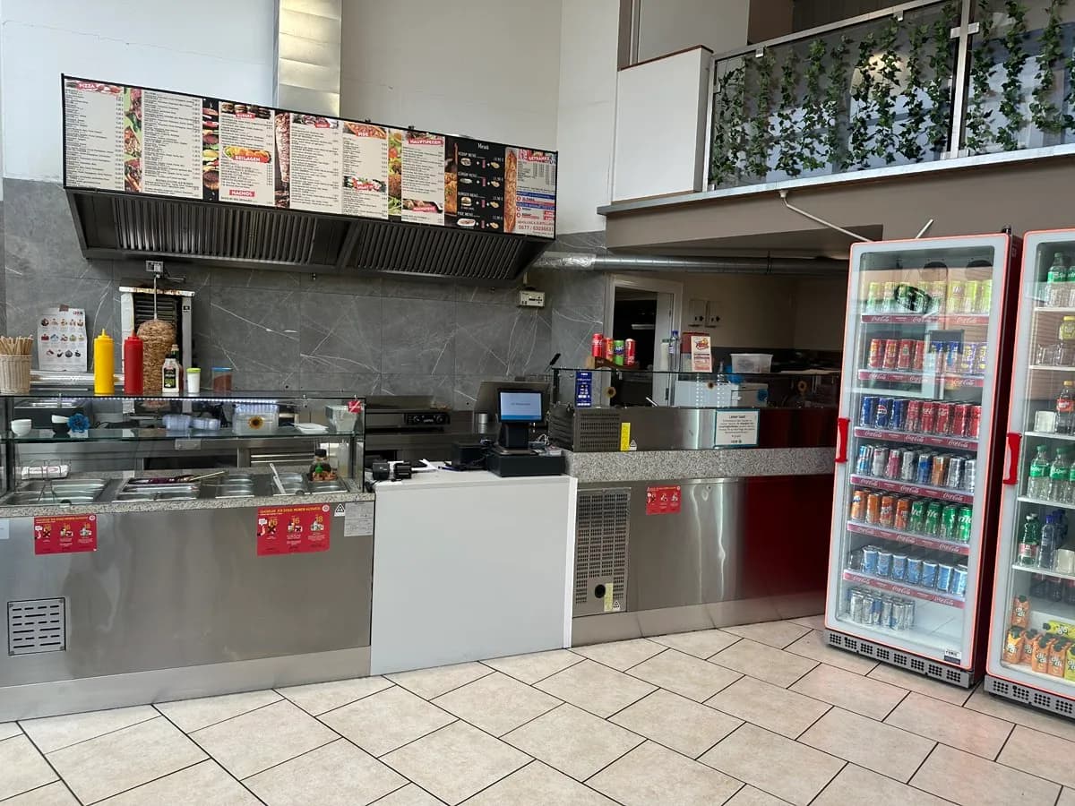 Gewerbeimmobilie mieten in Vöcklabruck – 114 m², € 900 – Bild 8 von 8