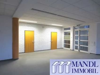 10-Zimmer-Gewerbeimmobilie mieten in Klagenfurt – 403 m², € 4.762 – Bild 5 von 11