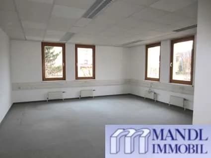 10-Zimmer-Gewerbeimmobilie mieten in Klagenfurt – 403 m², € 4.762 – Bild 9 von 11