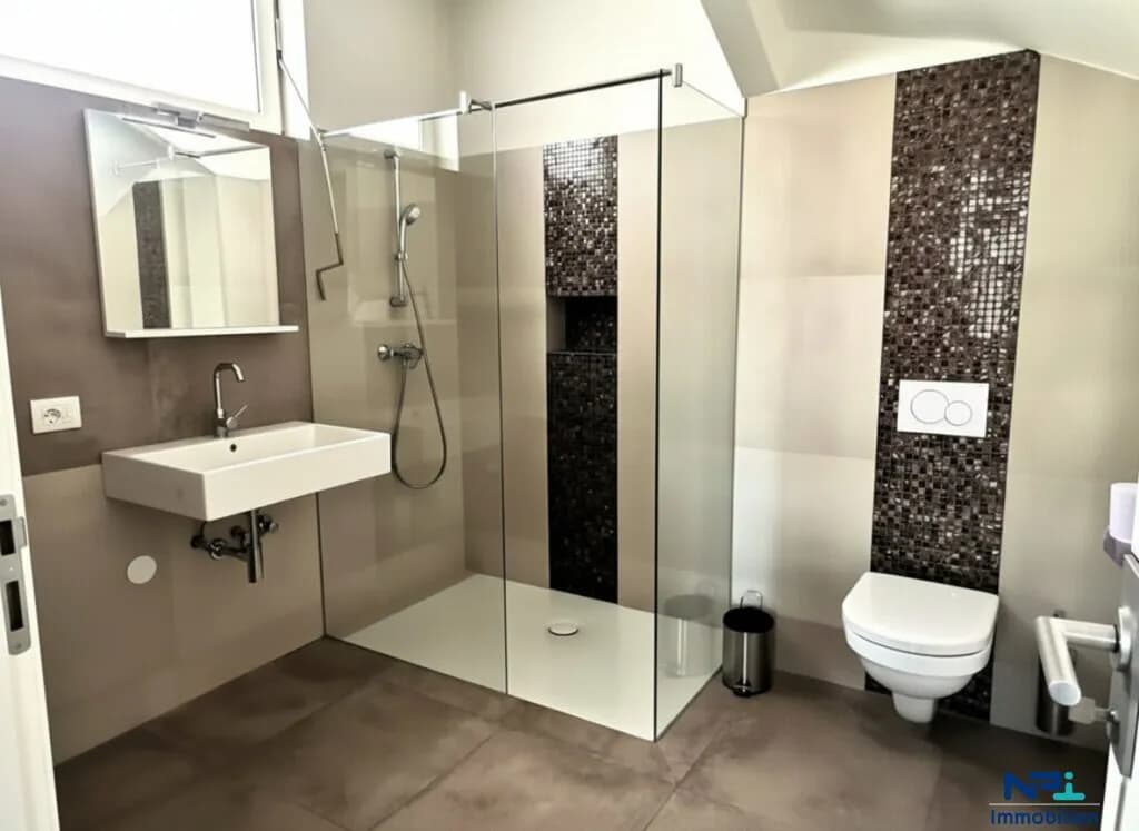 4-Zimmer-Gewerbeimmobilie mieten in Baden – 110 m², € 1.290 – Bild 4 von 9
