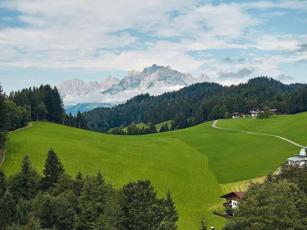 Immobilie kaufen in Kitzbühel – 358 m², € 5.250.000 – Bild 10 von 11