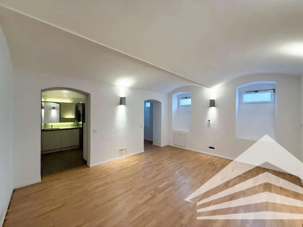2-Zimmer-Gewerbeimmobilie kaufen in Linz – 102 m², € 339.000 – Bild 8 von 17
