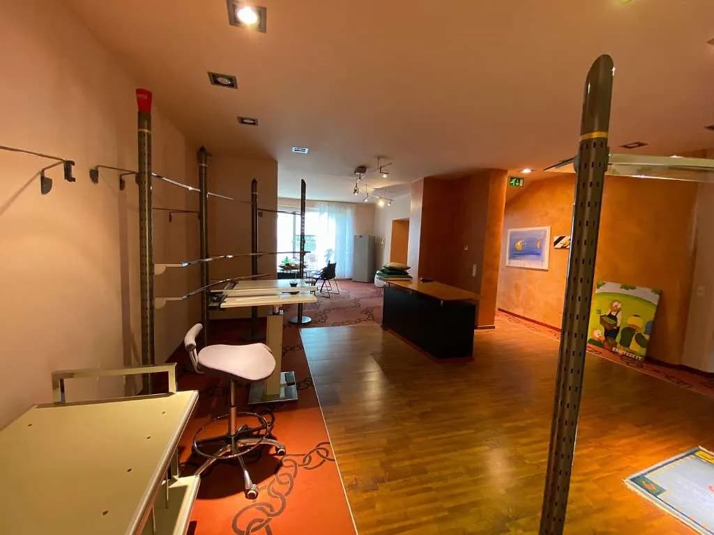 Immobilie mieten in Perg – 257 m², € 2.780 – Bild 4 von 16