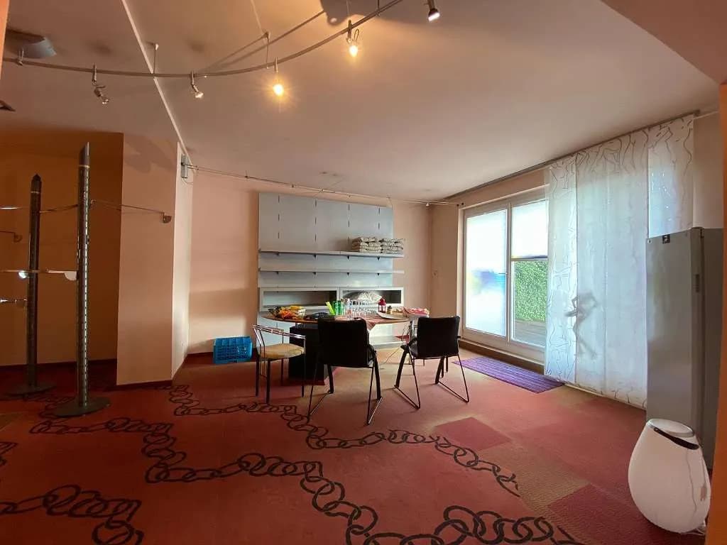 Immobilie mieten in Perg – 257 m², € 2.780 – Bild 10 von 16