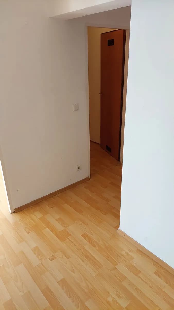 2-Zimmer-Wohnung kaufen in Mödling – 73 m², € 210.000 – Bild 3 von 13