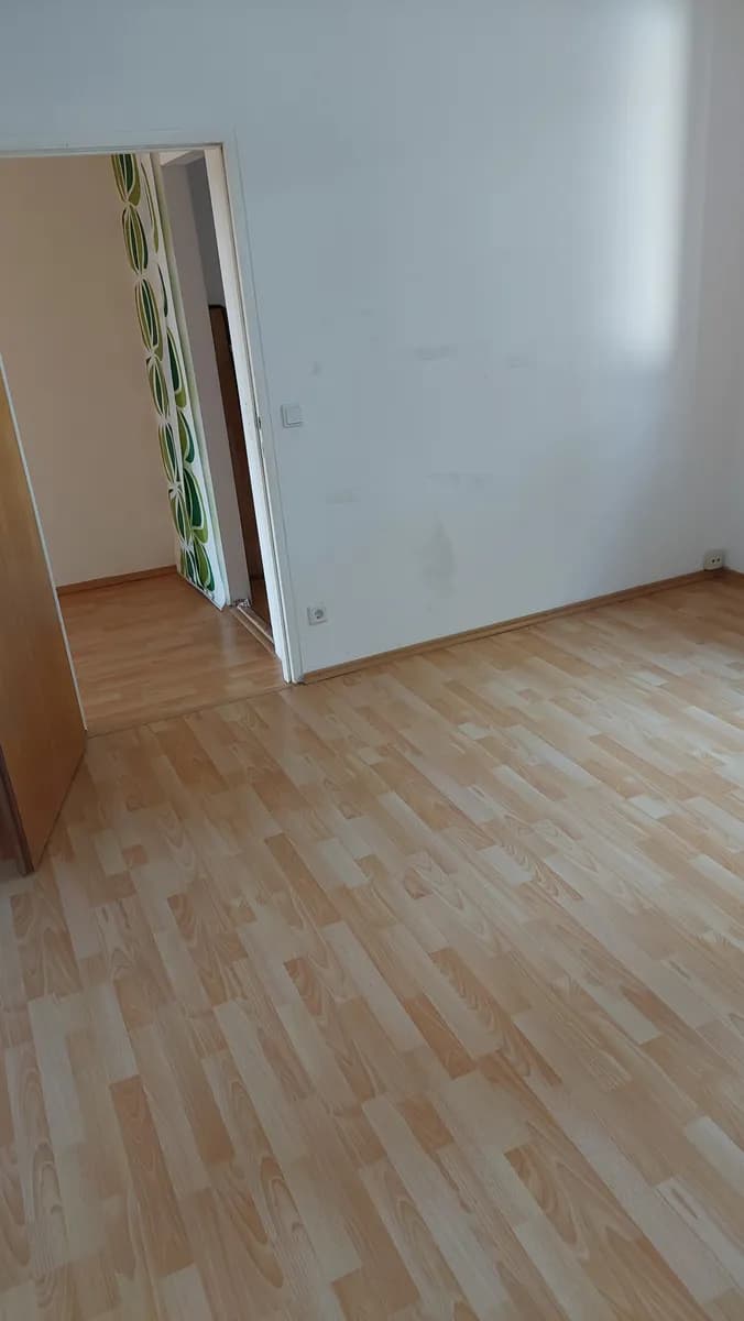 2-Zimmer-Wohnung kaufen in Mödling – 73 m², € 210.000 – Bild 12 von 13