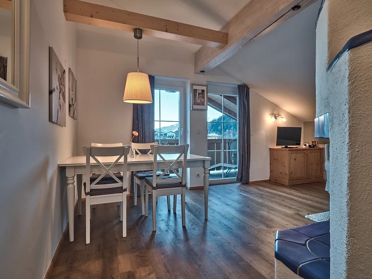 2-Zimmer-Wohnung kaufen in Kitzbühel – 59 m², € 690.000 – Bild 2 von 5
