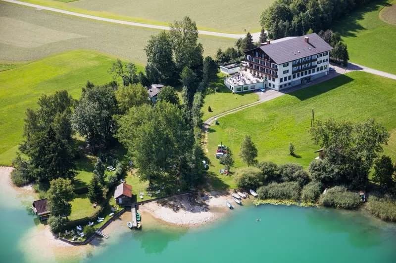 40-Zimmer-Gewerbeimmobilie kaufen in Vöcklabruck – 2 500 m²