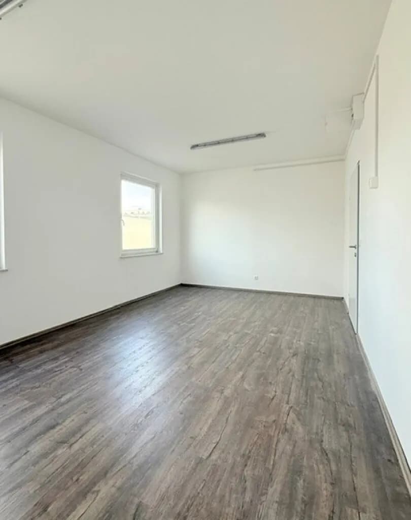 1-Zimmer-Gewerbeimmobilie mieten in Bruck an der Leitha – 20 m², € 340