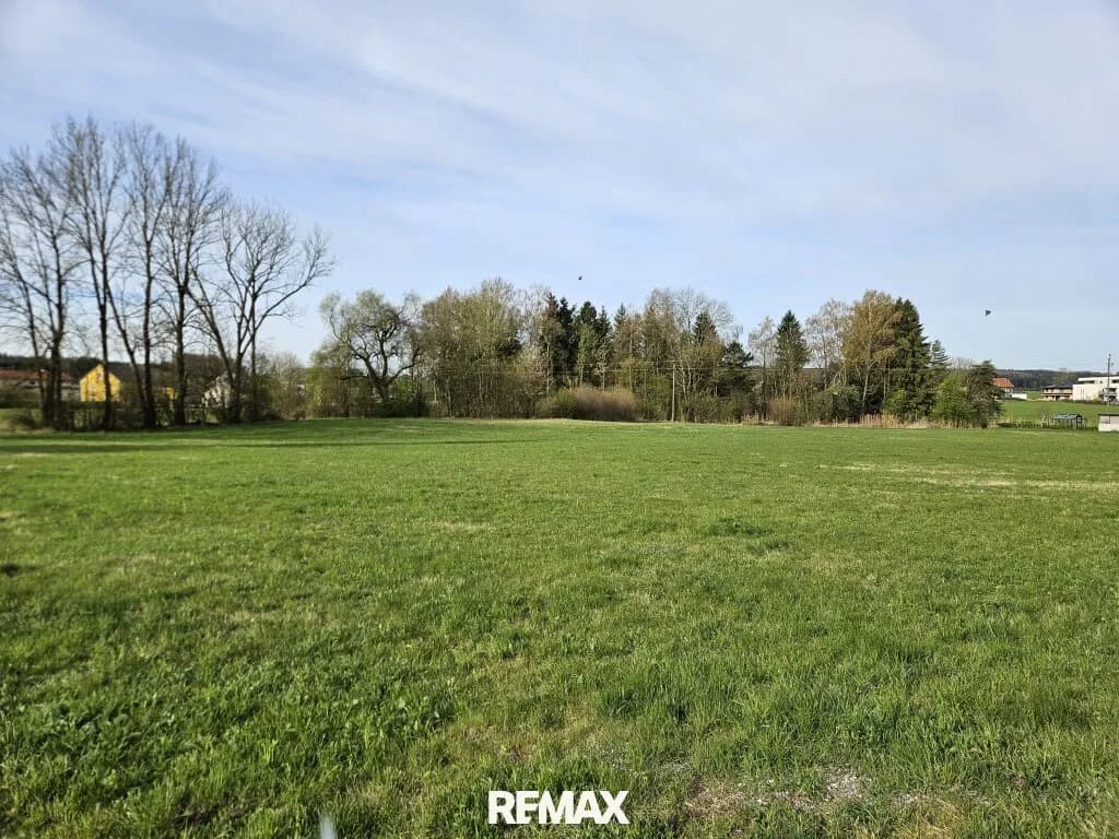 Grundstück kaufen in Braunau am Inn – 948 m², € 122.980