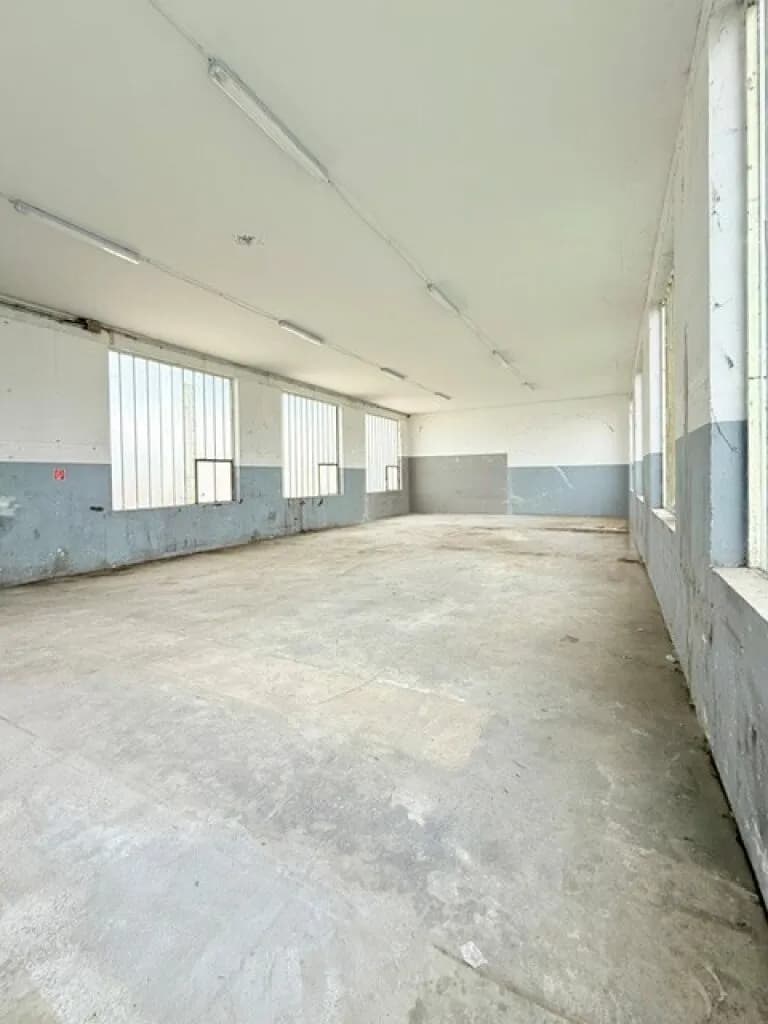 Gewerbeimmobilie mieten in Bruck an der Leitha – 150 m², € 1.664