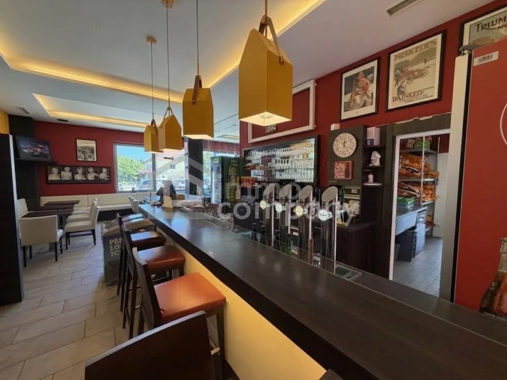 Gewerbeimmobilie mieten in Linz Land – 307 m², € 3.861