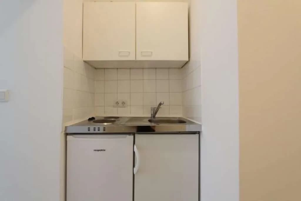 1-Zimmer-Wohnung mieten in Wien – 27 m², € 900 – Bild 3 von 9