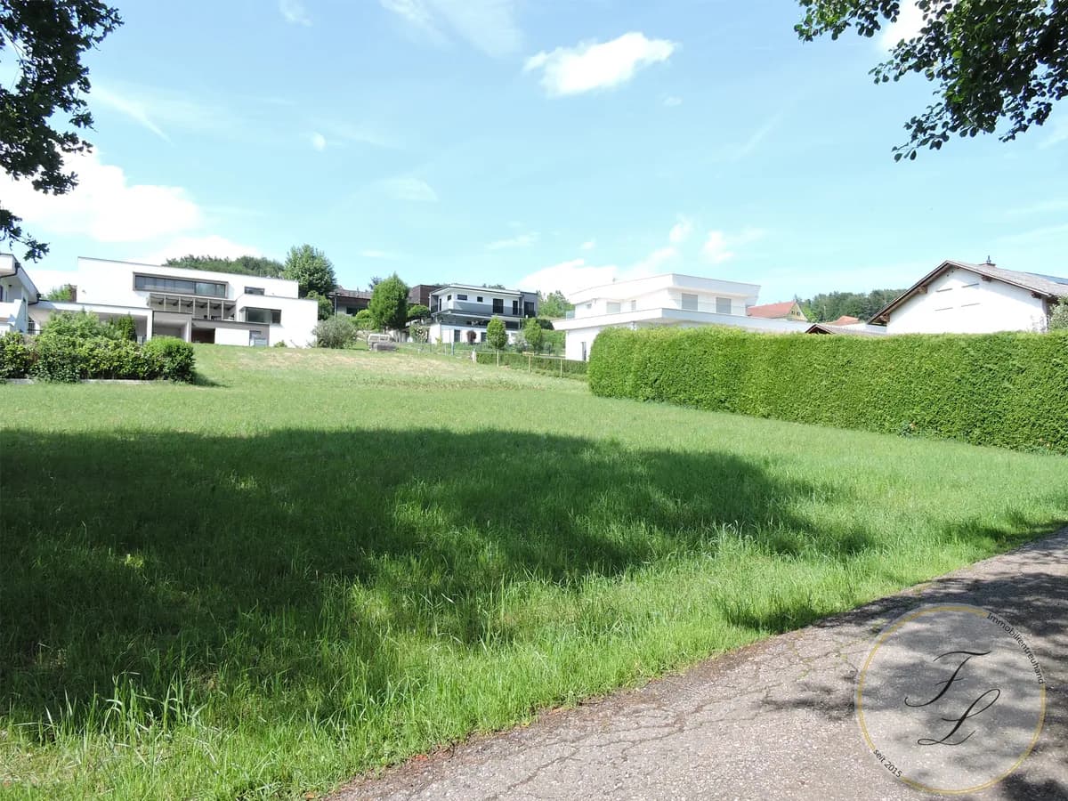 Grundstück kaufen in Weiz – 1 172 m², € 290.000