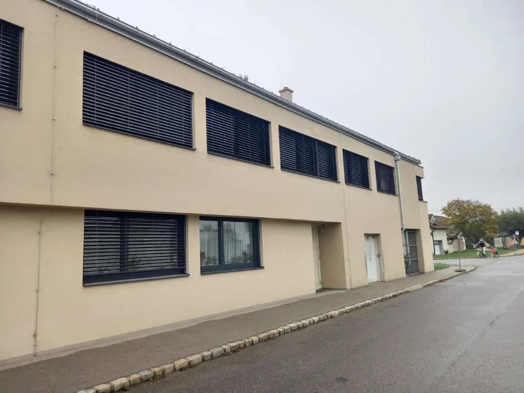 3-Zimmer-Gewerbeimmobilie mieten in Mistelbach – 119,44 m², € 1.435 – Bild 2 von 11