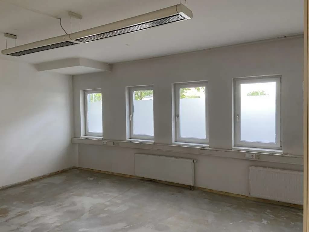 3-Zimmer-Gewerbeimmobilie mieten in Sankt Pölten – 75,21 m², € 985 – Bild 7 von 12