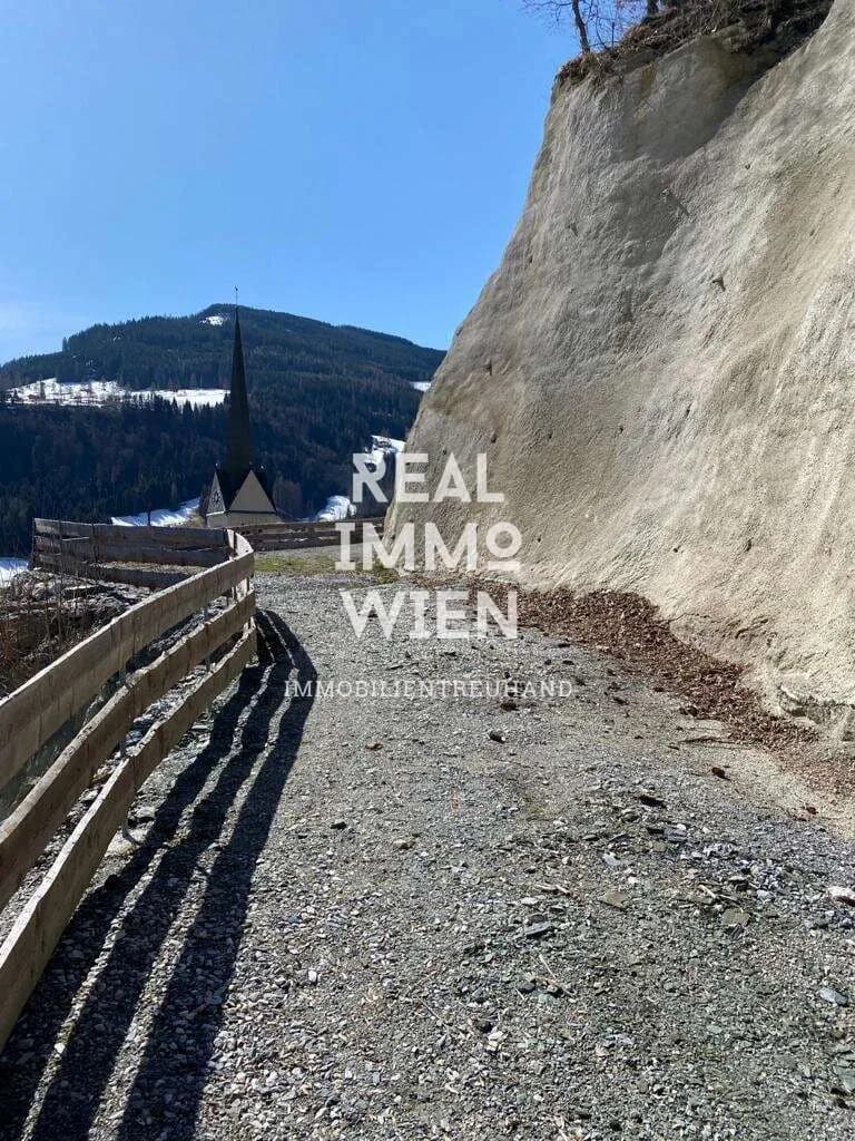 Grundstück kaufen in Zell am See – 13 141 m², € 298.000