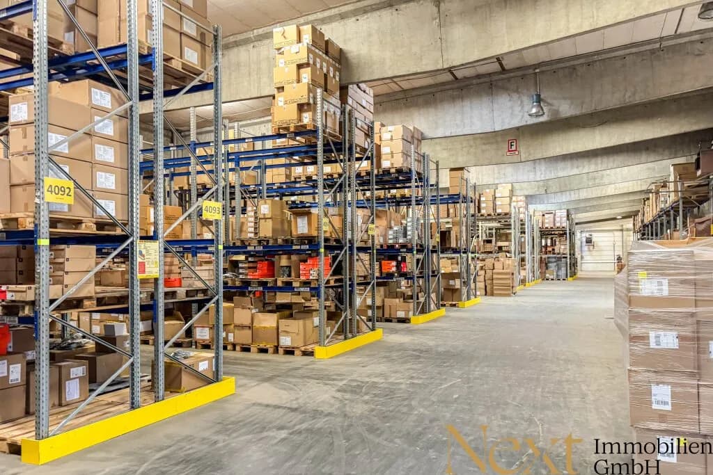 Gewerbeimmobilie mieten in Wels – 3 000 m², € 6.000 – Bild 2 von 12