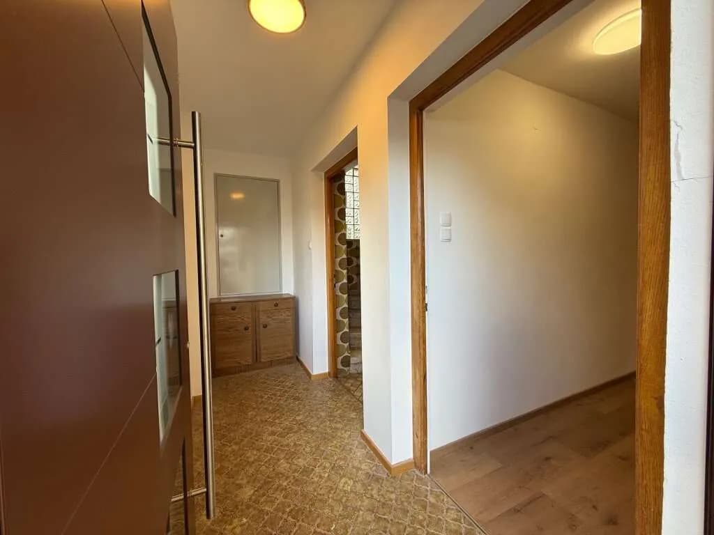 8-Zimmer-Gewerbeimmobilie kaufen in Graz-Umgebung – 180 m², € 560.000 – Bild 9 von 31