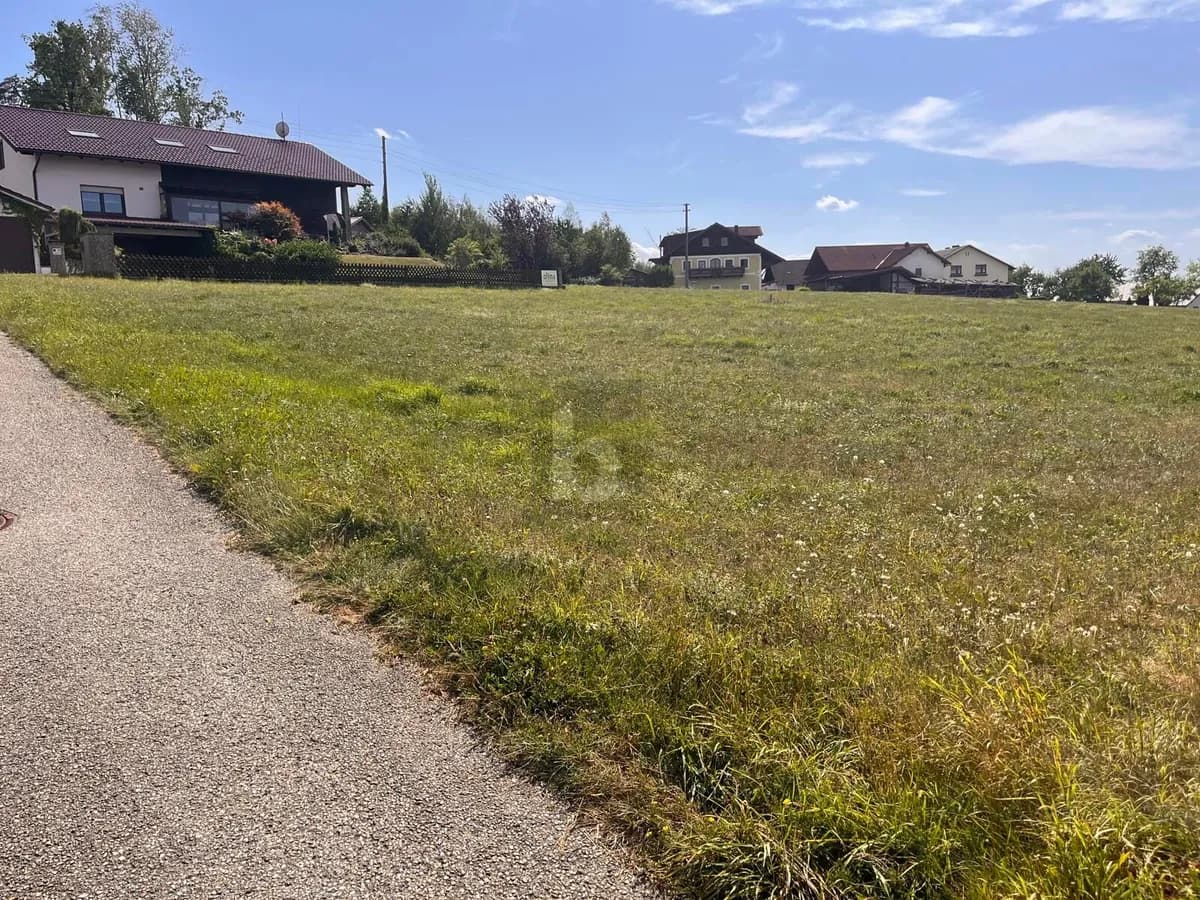 Grundstück kaufen in Schärding – 987 m², € 160.000