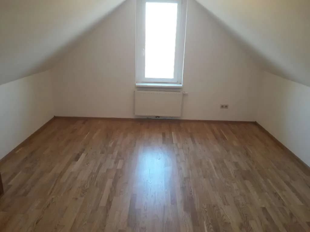 6-Zimmer-Wohnung mieten in Baden – 142 m², € 1.630 – Bild 12 von 32