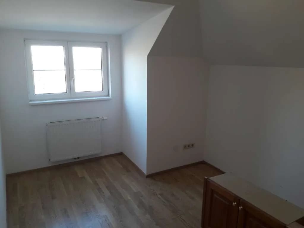 6-Zimmer-Wohnung mieten in Baden – 142 m², € 1.630 – Bild 14 von 32